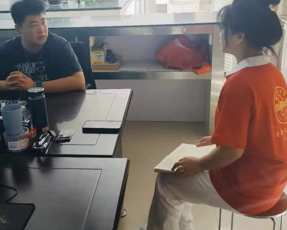 投身南疆，繪就青春畫卷