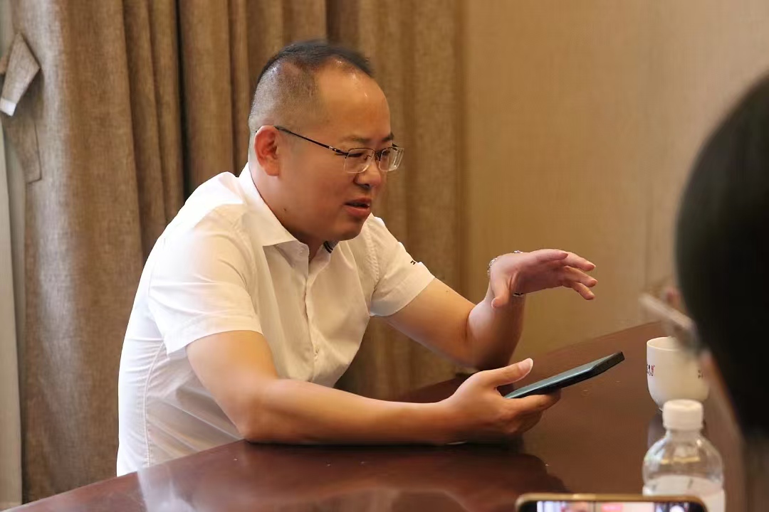 金龍村：茶企引領經濟，人才助力振興