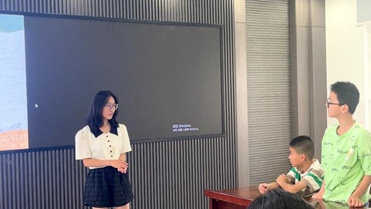 【薪火傳承——探尋中醫(yī)藥發(fā)展與文化傳播】“童心品五味，攜手續(xù)青囊”薪火實(shí)踐團(tuán)----澄江國(guó)醫(yī)學(xué)社深入華宏宣講中醫(yī)藥魅力