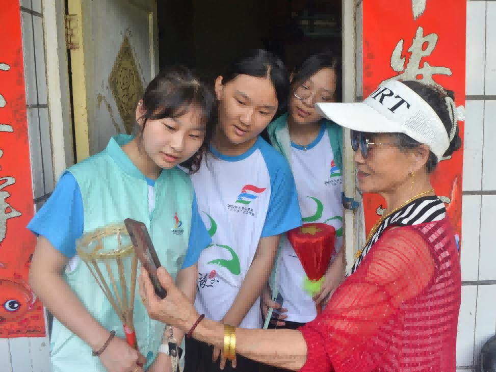 吉首大學“心系旅農(nóng)”文旅志愿服務支隊深入探訪白族文化，助力仗鼓與仗鼓舞傳承發(fā)展