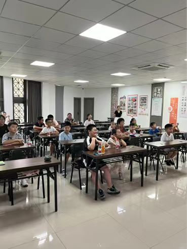  “防毒防水，急救必備”——無(wú)錫學(xué)院紅十字會(huì)博愛(ài)青春