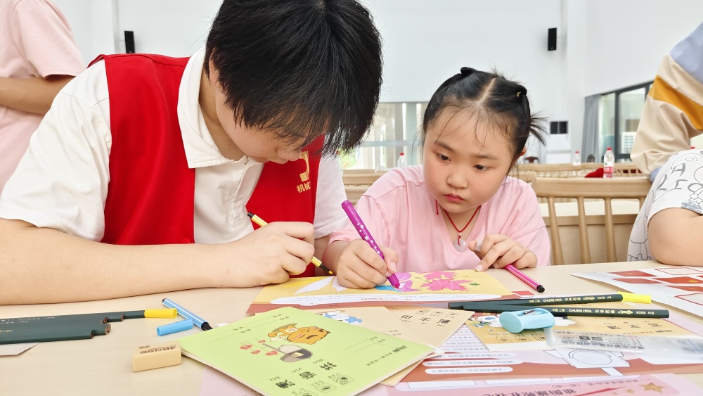春風化雨育英才，智苗計劃助夢翔