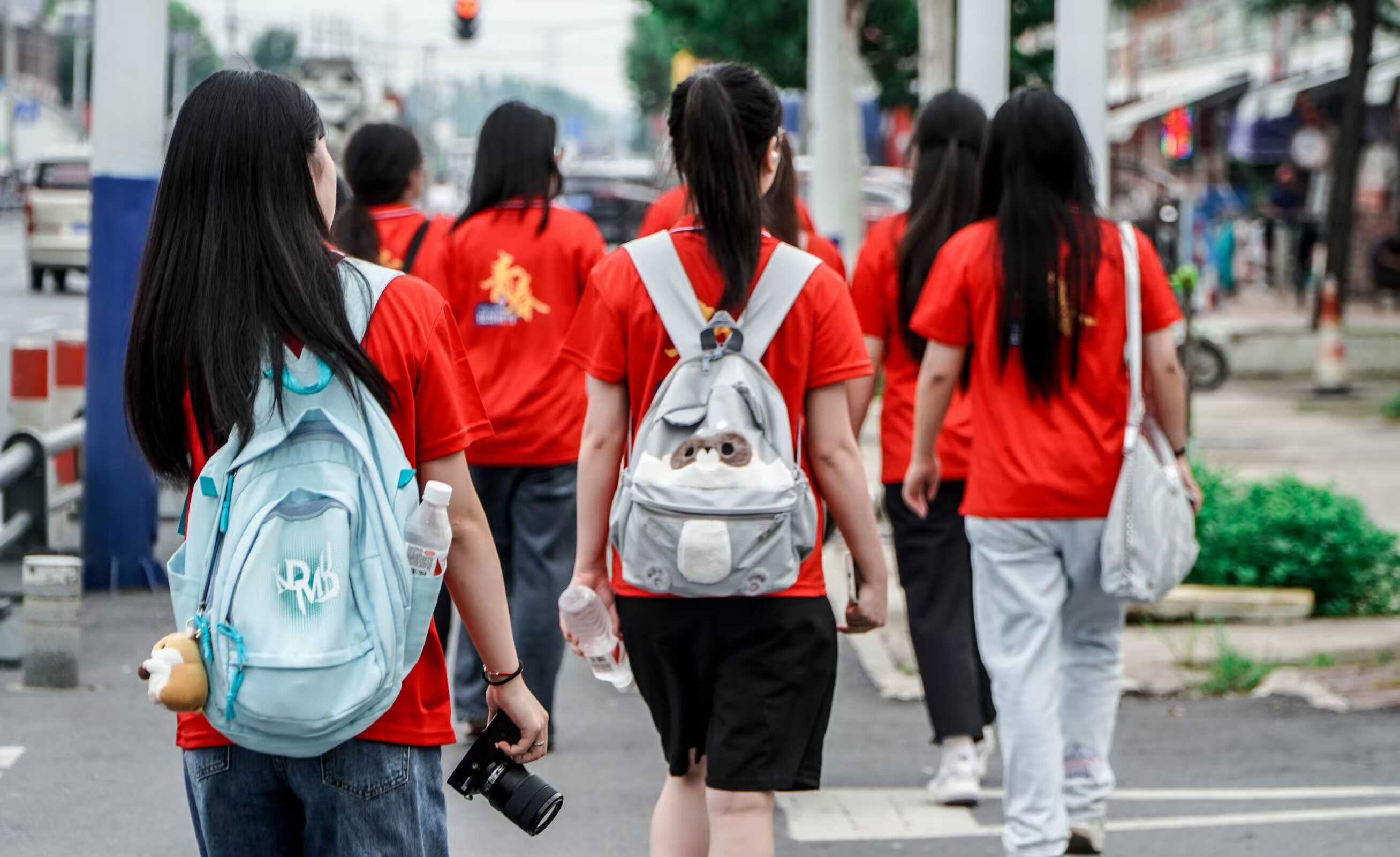 巢湖學(xué)院三下鄉(xiāng):青春筑夢(mèng)，共繪民族團(tuán)結(jié)新篇章